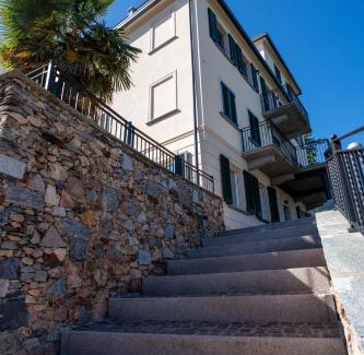 Arona Apartment | Villa San Carlo