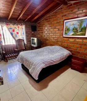 Itagui House | Villa San Nicolas