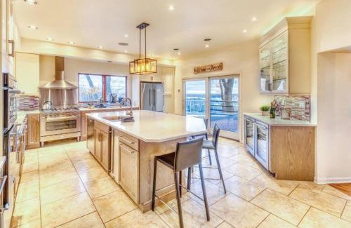 Miller Beach Villa | Villa Santorini The Addition