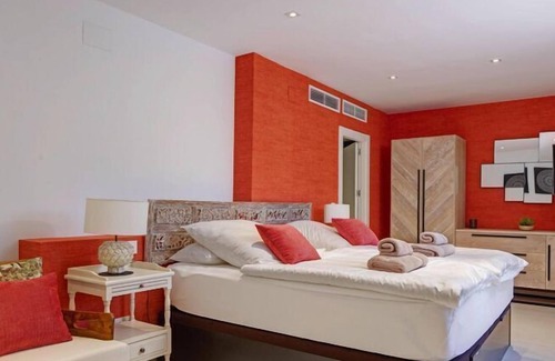 Villajoyosa Villa | Villa Scirocco in Villajoyosa with pool