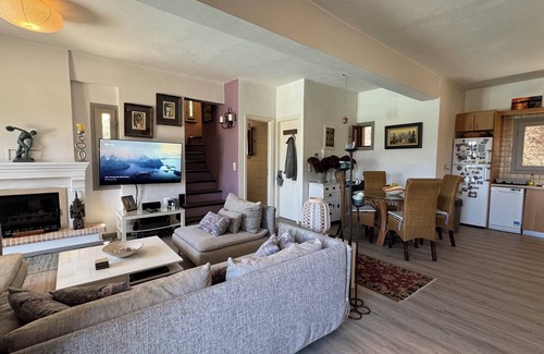 Petrothalassa Villa | Villa Serendipity with sea view
