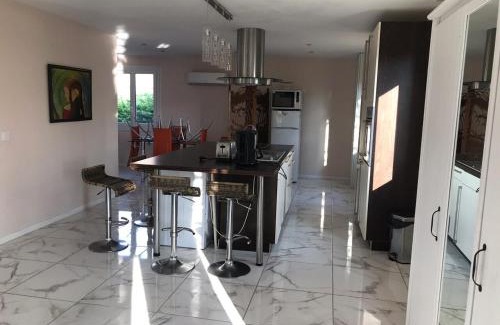 Blonville-sur-Mer Villa | Villa shamina piscine sauna 3 bedrooms