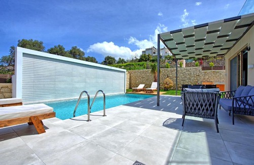 Filaki Villa | Villa Silentium Ionia by PosarelliVillas