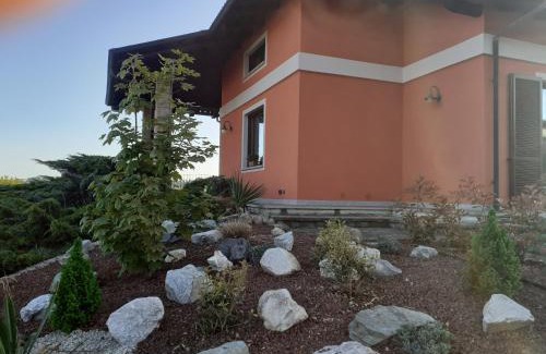 Montaldo Scarampi House | Villa Sofia