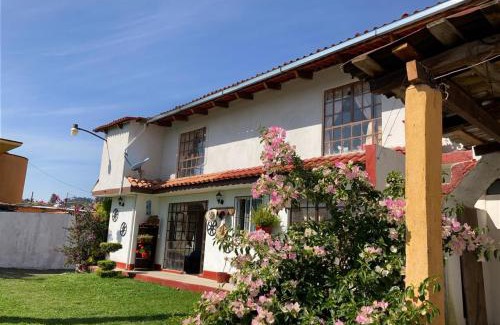 Tlatlauquitepec House | Villa Sofia
