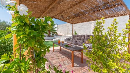 Alozaina Villa | Villa Sol Alozaina by Ruralidays
