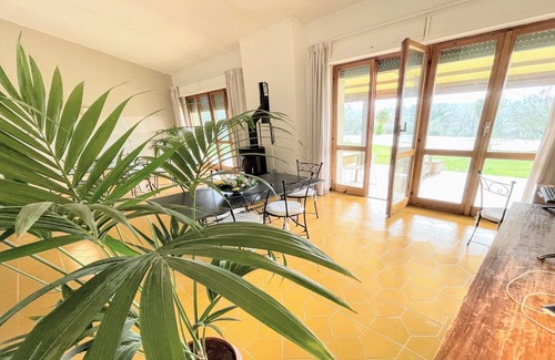 Pietrauta Villa | VILLA SOLE VINO/EXC POOL/SLPS 15/EXC GROUNDS + GARDENS/1 KM TO PIZZARIA/SHOPS