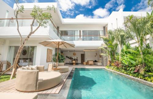 Berawa Villa | Villa Solea 2 4br Villa 400 To Finns Canggu