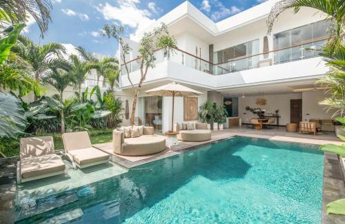 Berawa Villa | Villa Solea 2 4br Villa 400 To Finns Canggu