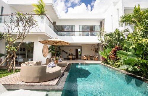 Berawa Villa | Villa Solea 3 4br Villa, 400m To Finns,