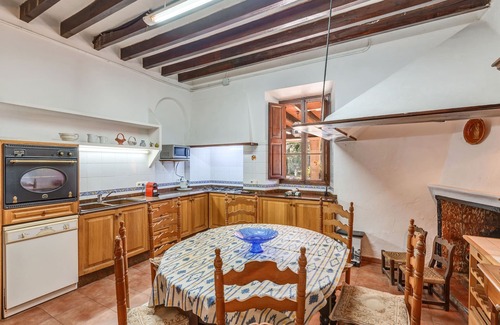 Sa Creu Vermella Villa | Villa "Son Pruners" with Pool, Terrace, Air Conditioning & Wi-Fi