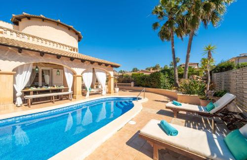 Son Serra de Marina Villa | Villa Son Serra, Pool and Chill Out close to the beach