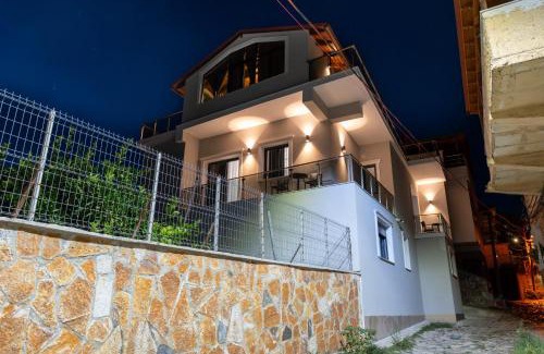 Berat Hotel | Villa Soni
