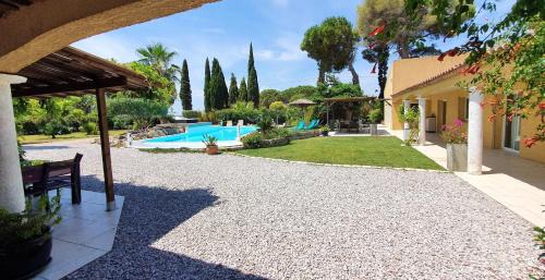Beziers Villa | Villa spacieuse à Béziers avec piscine privée et jacuzzi