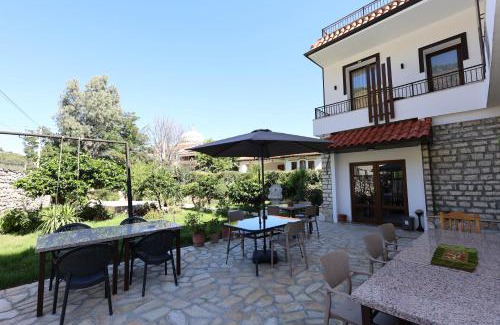 Berat Hotel | Villa Starova
