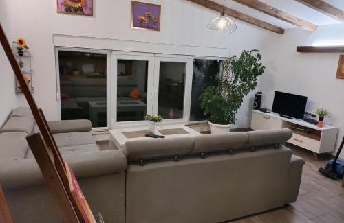 Blagaj Villa | Villa SUNFLOWER