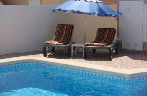 Quesada Villa | VILLA SUNRISE Detached Villa with Private Pool and Wi-Fi
