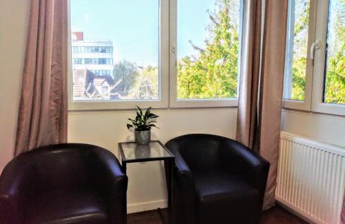Bagneux House | Villa Sunshine