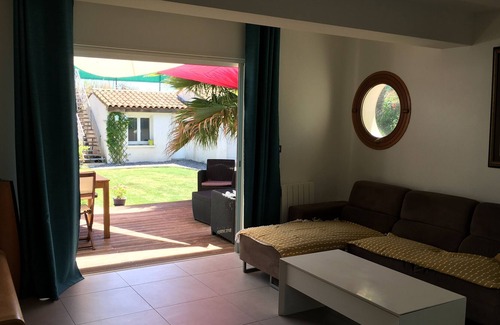 Lattes Villa | Villa T3 + chalet on 700m2 near the beach