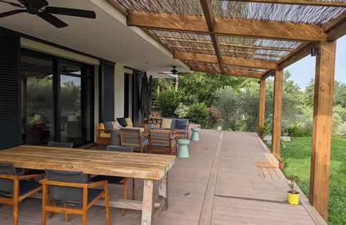 Maussane Villa | Villa Tabarja in Maussane - 4 Bds, pool, AC, large terrace with superb views