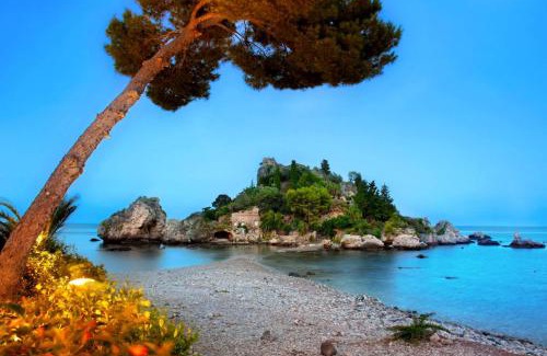 Santa Teresa di Riva Bed & Breakfast | Villa Teresa B&B