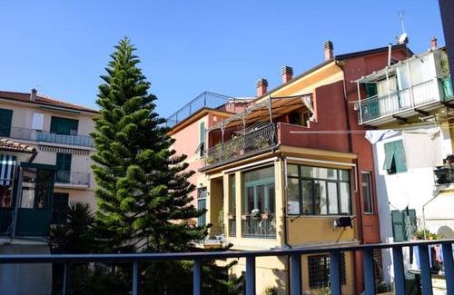 Sestri Levante Villa | Villa Teresa x5 CITY CENTER - 450 meters from the Sea