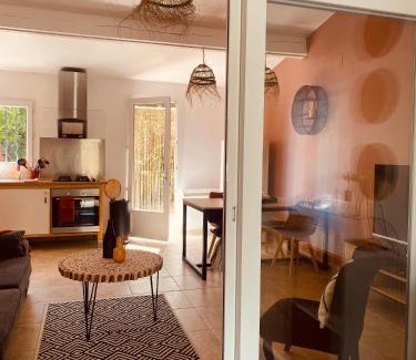 Saint-Cannat House | Villa Terracota en campagne avec jardin