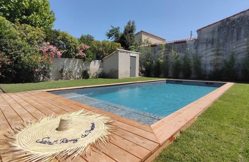 St.-Remy-de-Provence Villa | Villa Thébaïde à Saint-rémy-de-provence, 10 Personnes, 5 Chb, 5 Sdb, Piscine sel