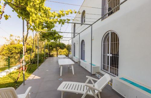 Sorrentini Villa | Villa Tina