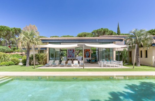 Ramatuelle Villa | Villa Tinky Summary: