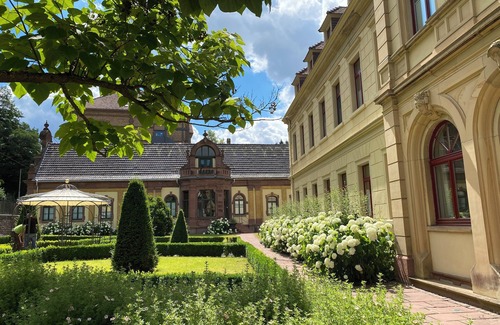 Pforzheim Apartment | Villa Trautz - Spacious deluxe studios with double bed including breakfast