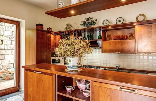 Sirenuse Villa | Villa Tre Pizzi – Spectacular water views and walking distance to beach