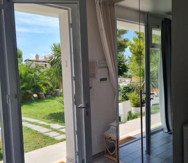 Francavilla al Mare Bed & Breakfast | Villa Tropical