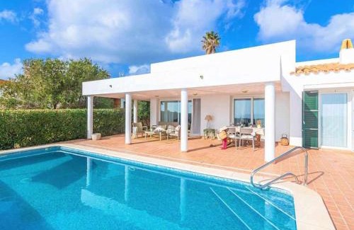 Sant Lluis Villa | VILLA TURQUESA - Confort y vistas al mar