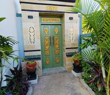 Kaliasem Bed & Breakfast | Villa TWIN FLOWER