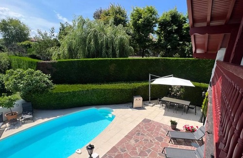 Behobie Villa | Villa Urrugne, 4 bedrooms, 8 persons