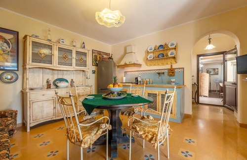 Palermo Villa | Villa Vegna with Sea View, Wi-Fi and Air Conditioning