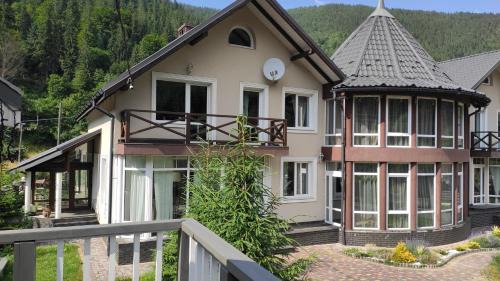 Tatariv Villa | Villa Venterivka