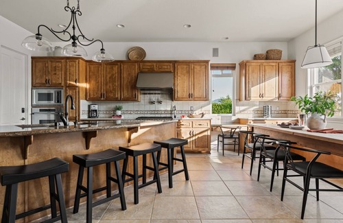 Temecula House | Villa Verdot | 6BR Estate w/Pool, Tennis, Basketball