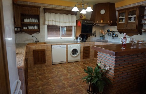 Alhaurin de la Torre Villa | Villa Vereda del Palmar/BBQ exteri/Wifi fiber optic/private heated swimming pool