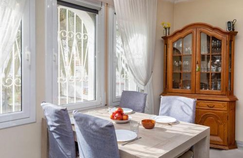 Miami Platja Villa | Villa Villa Resi by Interhome
