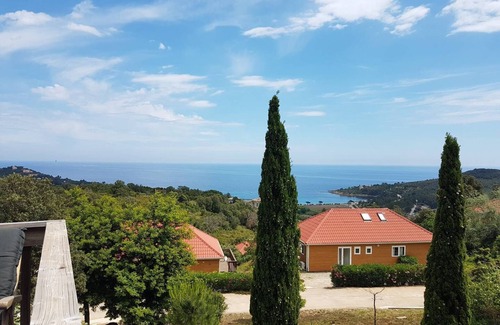 Favone House | VILLA vista mare 28 favone - SEE VIEW- CLIM- WI-FI