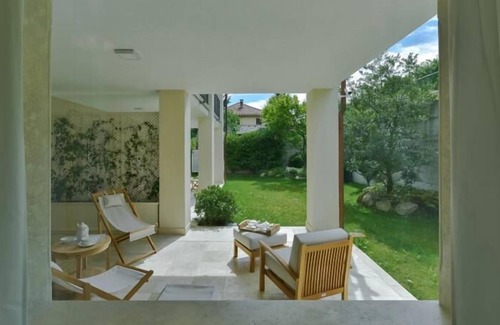 Castiglione Falletto Apartment | Villa Vitae - Luxury apartments - App.to Napoleone - three room apartments with panoramic terrace and garden