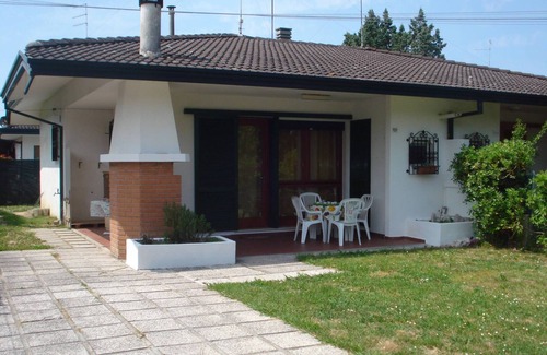 Porto Santa Margherita Villa | Villa with private garden