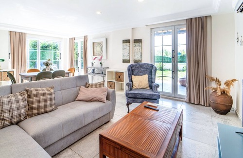 Ciftlik Villa | Villa w Private Pool Garden 5 min to Beach