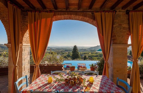 Castiglion Fiorentino Villa | Villa with pool and air conditioning