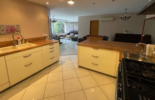 La Palme Villa | Villa with heated pool