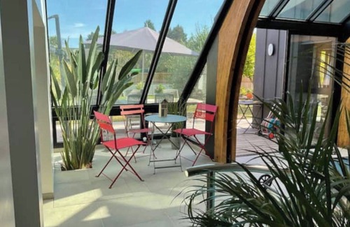 La Foret-Fouesnant Villa | Villa with indoor pool, 50m from the beach