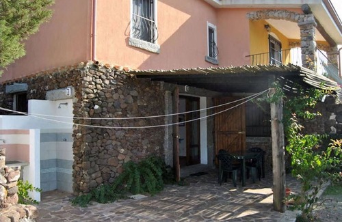 Sant'Antioco Villa | Villa with large garden, 5 minutes from Cala Sapone, 8/9 people