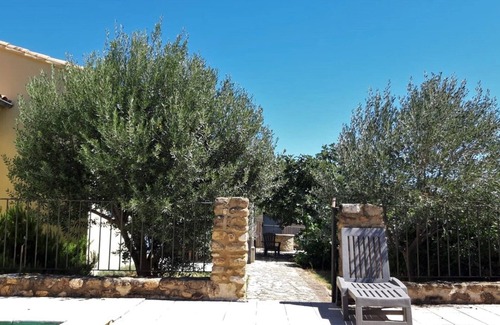 Visan Villa | Villa with panoramic view and swimming pool located in Visan Provence PROMO SEMAINE